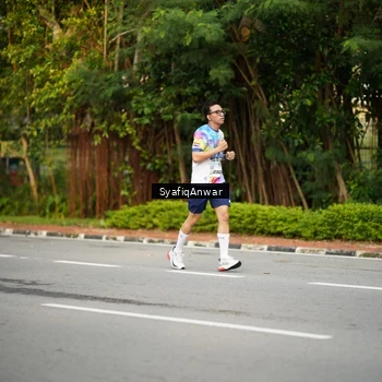 Runner Photo 8398133