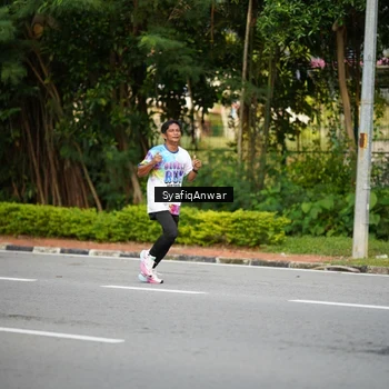 Runner Photo 8398137