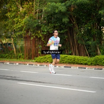 Runner Photo 8398138