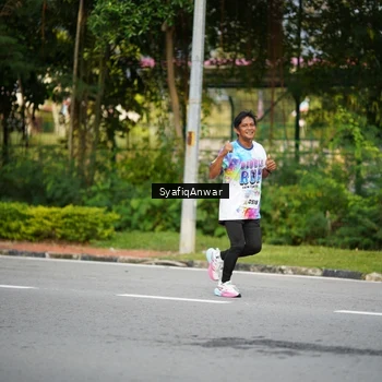 Runner Photo 8398142