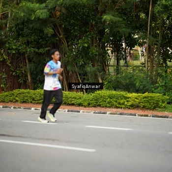 Runner Photo 8398144