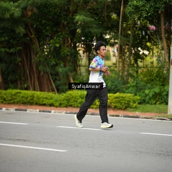 Runner Photo 8398145