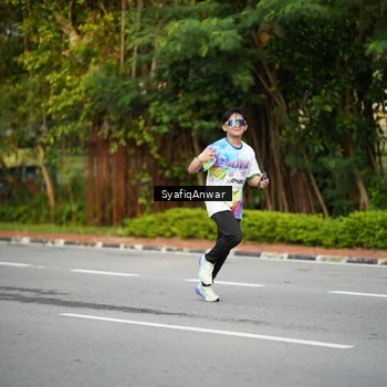 Runner Photo 8398157