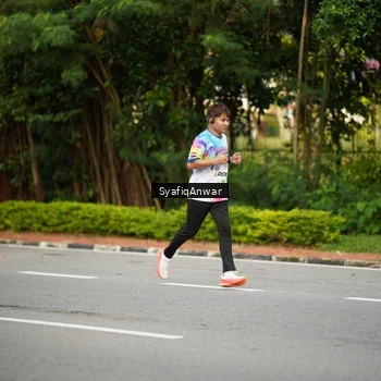 Runner Photo 8398168