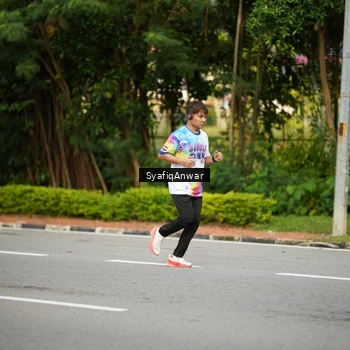 Runner Photo 8398171