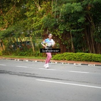 Runner Photo 8398174
