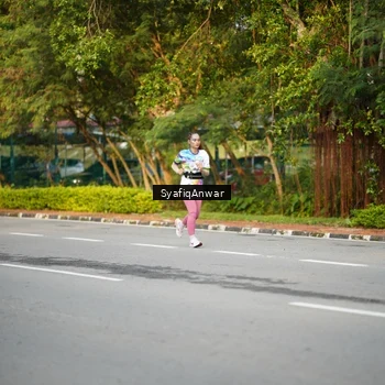 Runner Photo 8398175