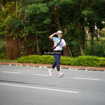 Runner Photo 8398187