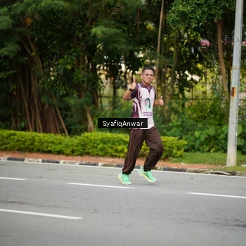 Runner Photo 8398190