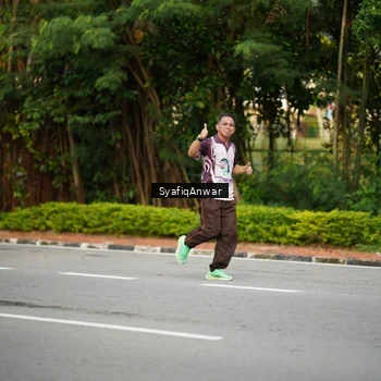 Runner Photo 8398194