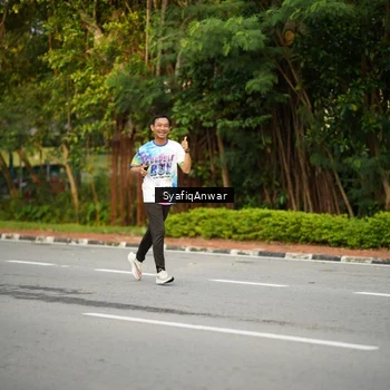 Runner Photo 8398195