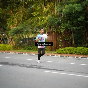 Runner Photo 8398197