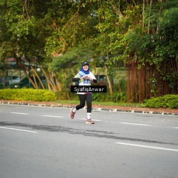 Runner Photo 8398198