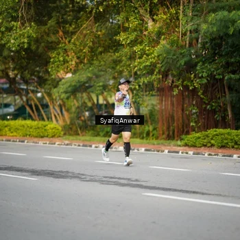 Runner Photo 8398208