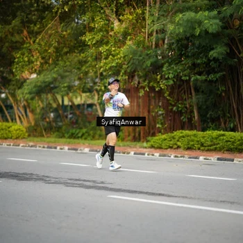 Runner Photo 8398209