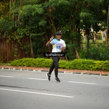 Runner Photo 8398218