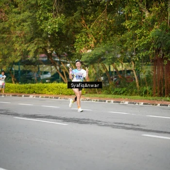 Runner Photo 8398223