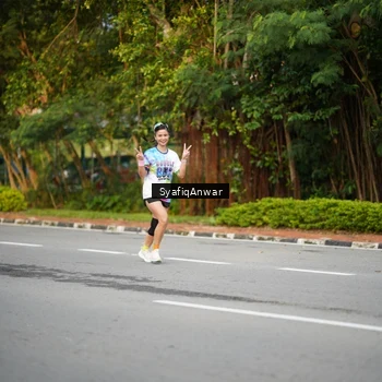 Runner Photo 8398226