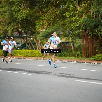 Runner Photo 8398233