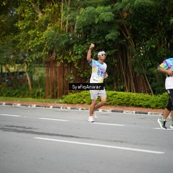 Runner Photo 8398239