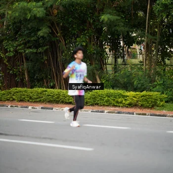 Runner Photo 8398245