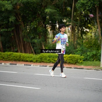 Runner Photo 8398246