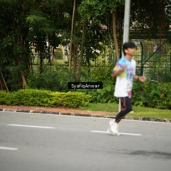 Runner Photo 8398248