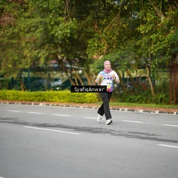 Runner Photo 8398252