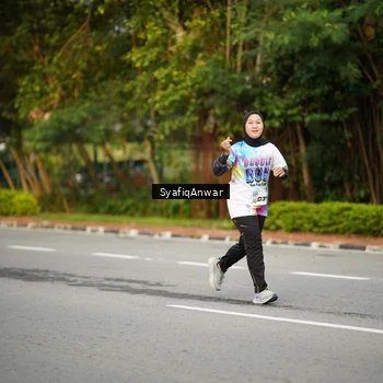 Runner Photo 8398262