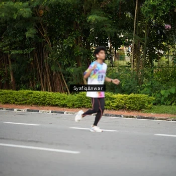 Runner Photo 8398284