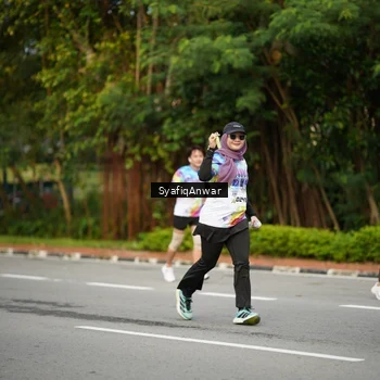 Runner Photo 8398292