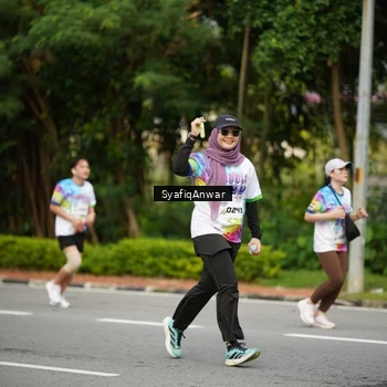 Runner Photo 8398296