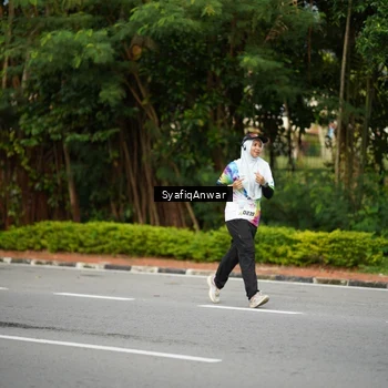 Runner Photo 8398305