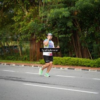 Runner Photo 8398315