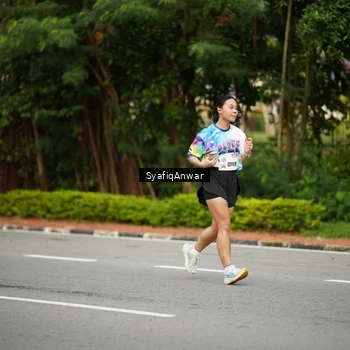 Runner Photo 8398323