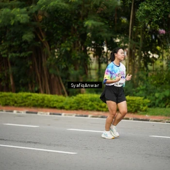 Runner Photo 8398324