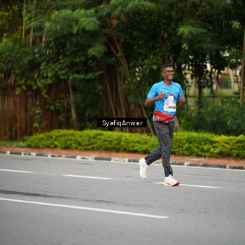 Runner Photo 8398340