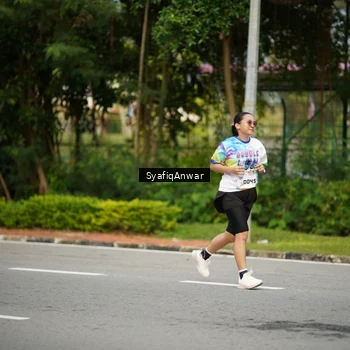 Runner Photo 8398342