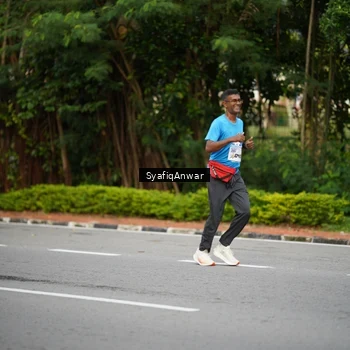 Runner Photo 8398347