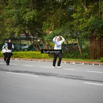 Runner Photo 8398381