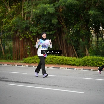 Runner Photo 8398388
