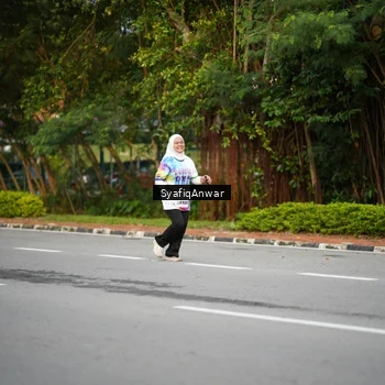 Runner Photo 8398390