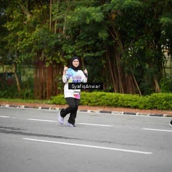 Runner Photo 8398392