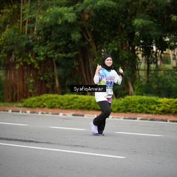 Runner Photo 8398396