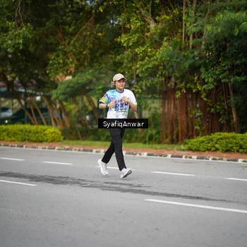 Runner Photo 8398405