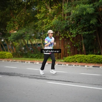 Runner Photo 8398406