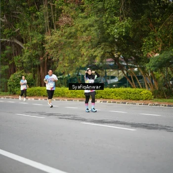 Runner Photo 8398407