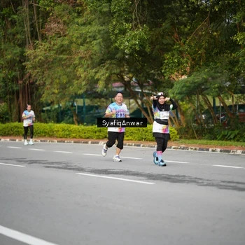 Runner Photo 8398409