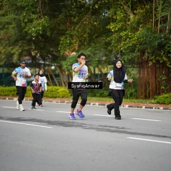 Runner Photo 8398413