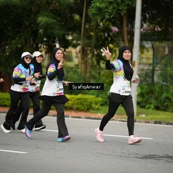 Runner Photo 8398414
